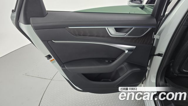 Audi A6 (C8) 40 TDI Premium 2022 — фото 25