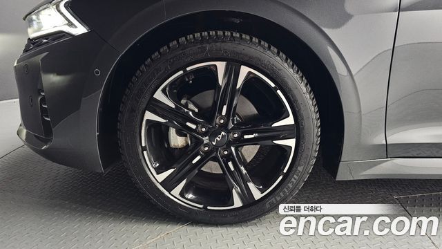 Kia K5 Hybrid (III) Signature 2023 — фото 5