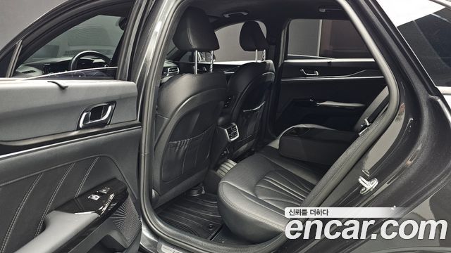 Kia K5 Hybrid (III) Signature 2023 — фото 12
