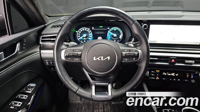 Kia K5 Hybrid (III) Signature 2023 — фото 13
