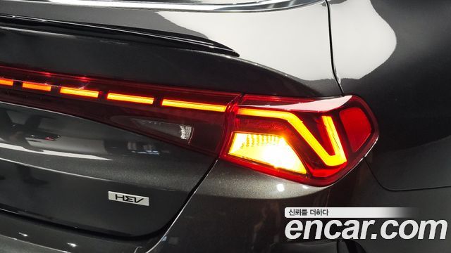 Kia K5 Hybrid (III) Signature 2023 — фото 23
