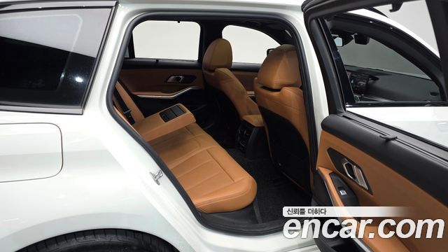 BMW 3 Series (G20) 320d Touring M Sport 2023 — фото 12