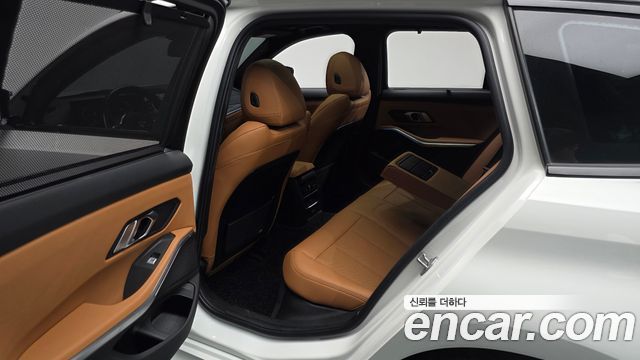 BMW 3 Series (G20) 320d Touring M Sport 2023 — фото 26