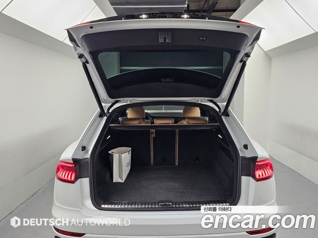 Audi Q8 (4M) 45 TDI Quattro Premium 2023 — фото 23