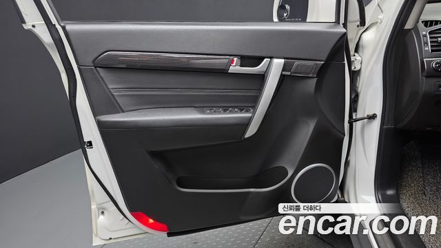 Chevrolet Captiva 4WD LT 2015 — фото 24