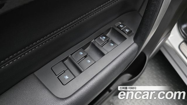 Chevrolet Captiva 4WD LT 2015 — фото 27