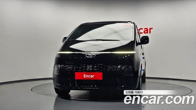 Hyundai Staria Tourer 9-Seater Modern 2023 — фото 3