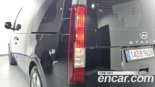 Hyundai Staria Tourer 9-Seater Modern 2023 — фото 23