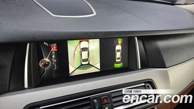 BMW 5 Series (F10) 530d xDrive M Aero Dynamic 2015 — фото 14