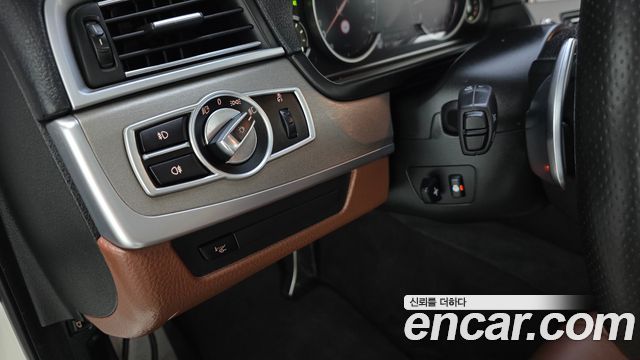 BMW 5 Series (F10) 530d xDrive M Aero Dynamic 2015 — фото 16