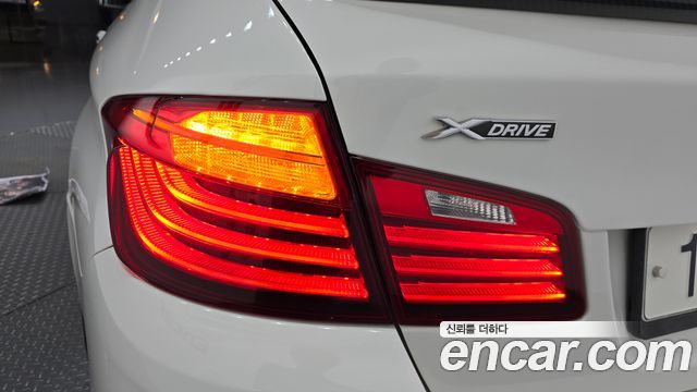 BMW 5 Series (F10) 530d xDrive M Aero Dynamic 2015 — фото 23