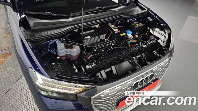 Audi Q4 e-tron (F4) 45 Premium 2025 — фото 6