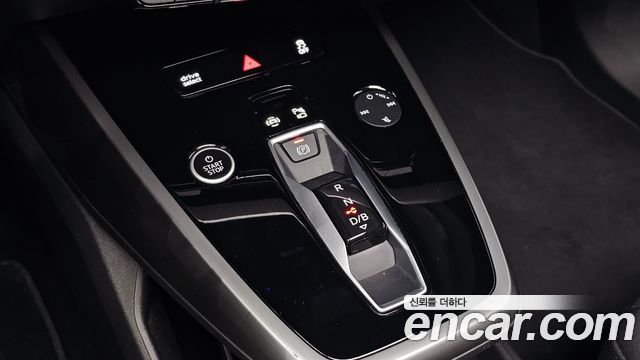 Audi Q4 e-tron (F4) 45 Premium 2025 — фото 9