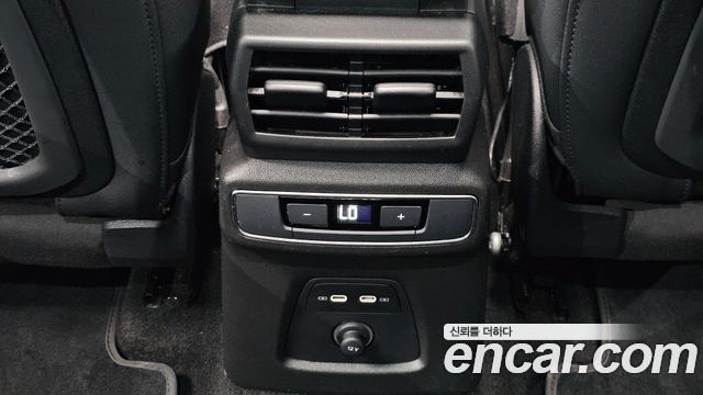 Audi Q4 e-tron (F4) 45 Premium 2025 — фото 30