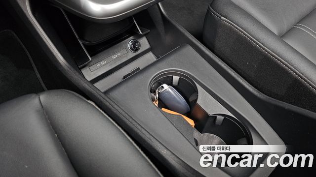 Audi Q4 e-tron (F4) 45 Premium 2025 — фото 31