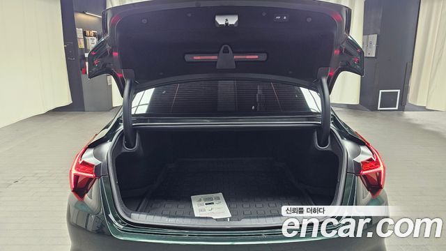 Kia K8 Hybrid Signature 2023 — фото 17
