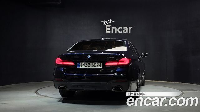 BMW 5 Series (G30) 520i M Sport 2021 — фото 4