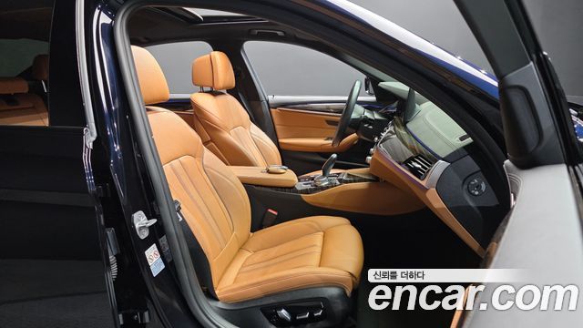 BMW 5 Series (G30) 520i M Sport 2021 — фото 26