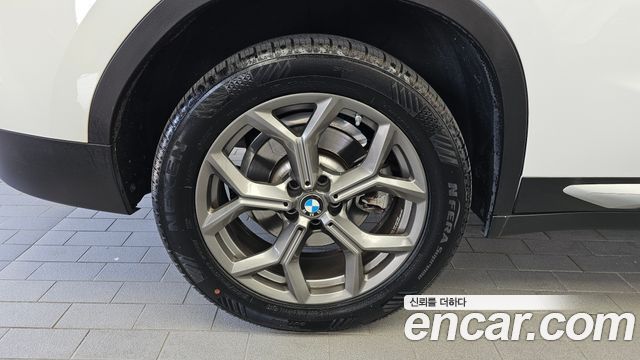 BMW X4 (G02) xDrive20i xLine 2022 — фото 5