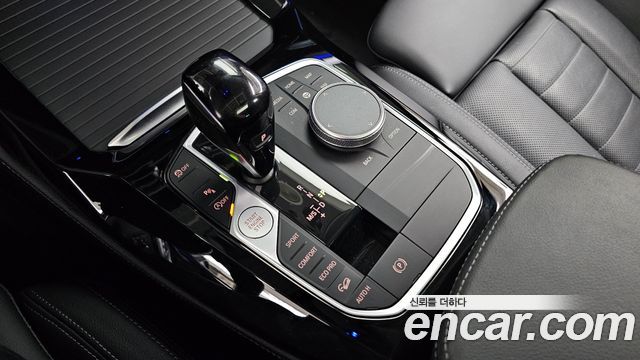 BMW X4 (G02) xDrive20i xLine 2022 — фото 9