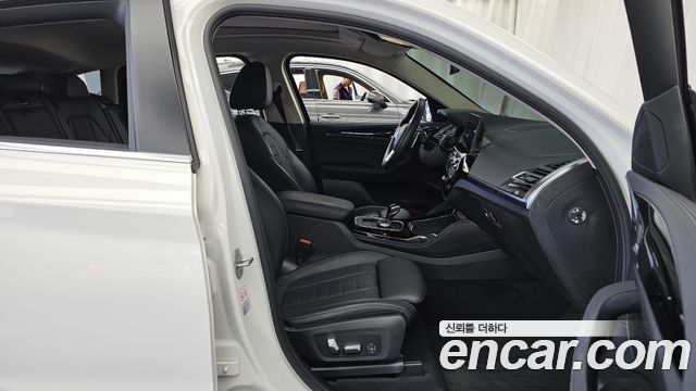 BMW X4 (G02) xDrive20i xLine 2022 — фото 11