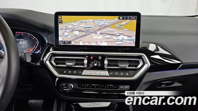 BMW X4 (G02) xDrive20i xLine 2022 — фото 14