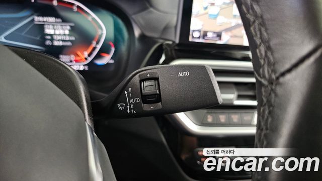 BMW X4 (G02) xDrive20i xLine 2022 — фото 18