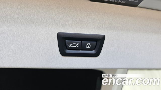 BMW X4 (G02) xDrive20i xLine 2022 — фото 31