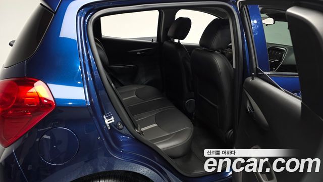 Chevrolet Spark Premier 2022 — фото 12