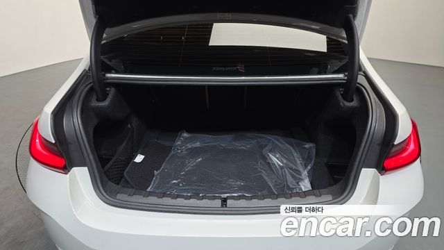 BMW 3 Series (G20) 320i 2024 — фото 18