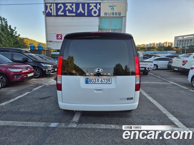Hyundai Staria HEV 1.6 Cargo 3-Seater Modern 2025 — фото 4