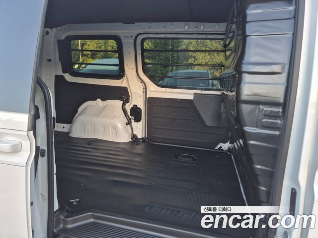 Hyundai Staria HEV 1.6 Cargo 3-Seater Modern 2025 — фото 15