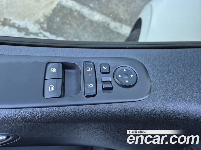Hyundai Staria HEV 1.6 Cargo 3-Seater Modern 2025 — фото 19