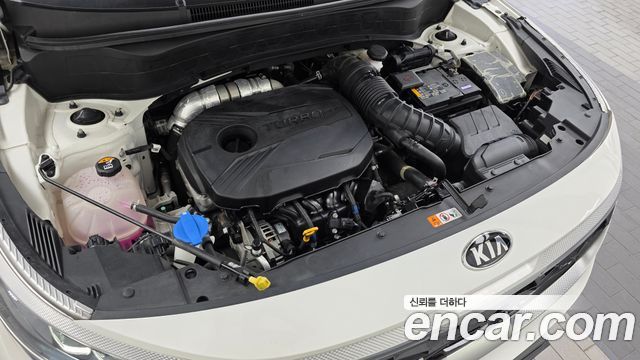 Kia Seltos Gasoline 1.6 Turbo 2WD Signature 2022 — фото 6