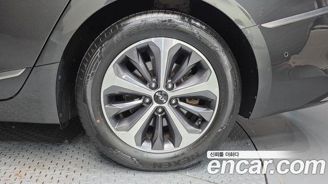 Kia K8 Hybrid Noblesse 2023 — фото 21