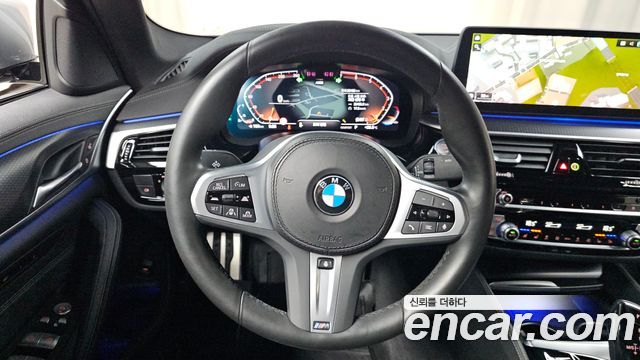 BMW 5 Series (G30) 520i M Sport 2023 — фото 13