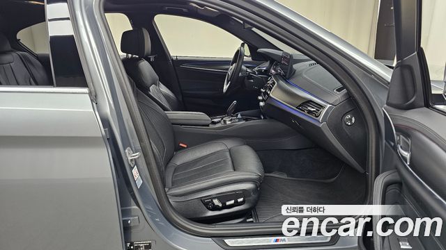 BMW 5 Series (G30) 520i M Sport 2023 — фото 26