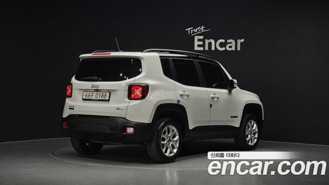 Jeep Renegade 2.0 Diesel Longitude AWD 2016 — фото 2