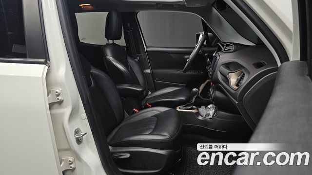 Jeep Renegade 2.0 Diesel Longitude AWD 2016 — фото 10