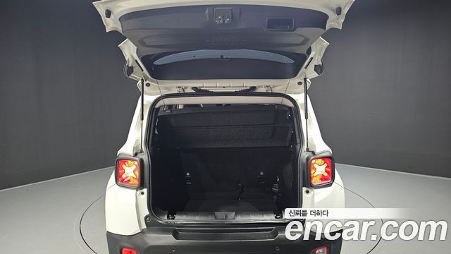 Jeep Renegade 2.0 Diesel Longitude AWD 2016 — фото 20