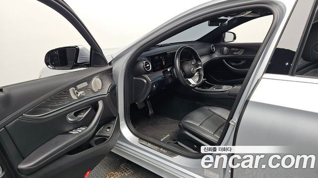 Mercedes-Benz E-Class (W213) E350 4MATIC AMG Line 2022 — фото 10