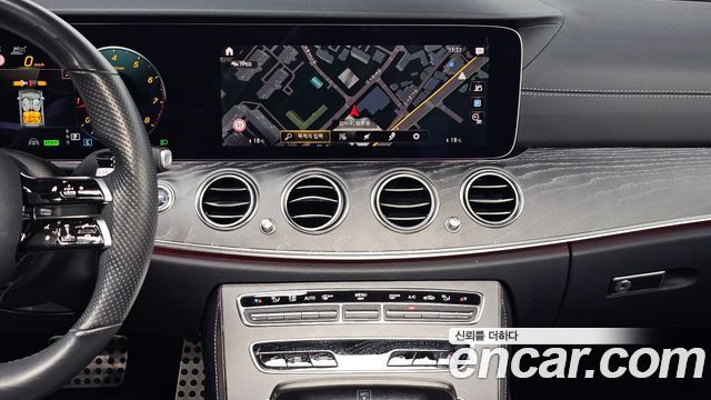 Mercedes-Benz E-Class (W213) E350 4MATIC AMG Line 2022 — фото 17