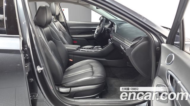 Hyundai Sonata (DN8) 2.0 LPG(rental car) Premium 2023 — фото 11