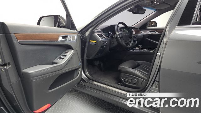 Genesis G80 3.3 GDI AWD Premium Luxury 2017 — фото 10