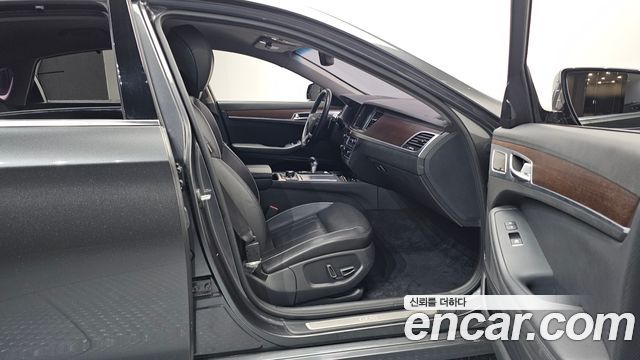 Genesis G80 3.3 GDI AWD Premium Luxury 2017 — фото 11