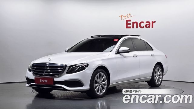 Mercedes-Benz E-Class (W213) E300 4MATIC Exclusive 2019 — фото 1
