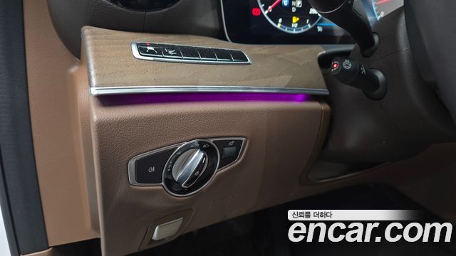 Mercedes-Benz E-Class (W213) E300 4MATIC Exclusive 2019 — фото 18