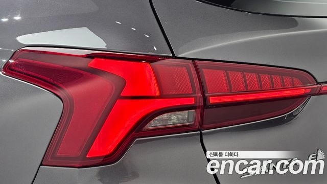 Hyundai Santa Fe HEV 1.6 2WD Prestige Choice 2023 — фото 23