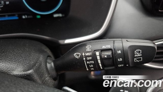 Hyundai Santa Fe HEV 1.6 2WD Prestige Choice 2023 — фото 30