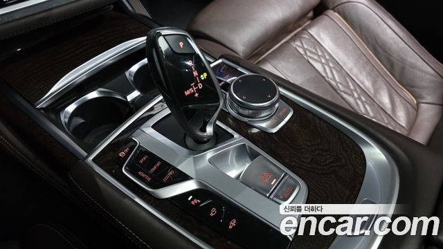 BMW 7 Series (G11) 740Li xDrive 2016 — фото 9